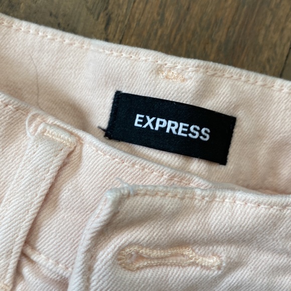 Express Mom Jean - Picture 3 of 5